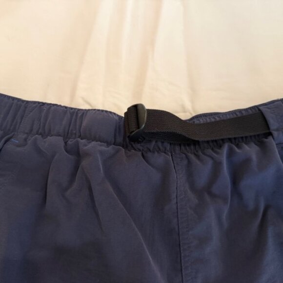 Two (2) pair of North Face lined shorts - Picture 3 of 11